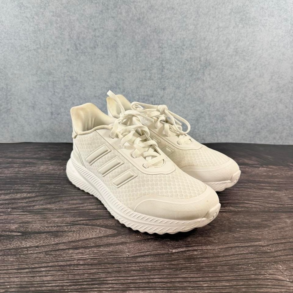 Girls Adidas white running shoes, Size US 3